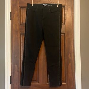 Denizen from Levi’s Black Skinny Jeans